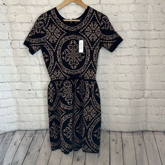 Romeo and Juliet Couture Black And Tan Sweater Dress Women’s Size Medium NEW - Picture 1 of 7